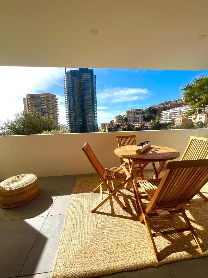 Apartment Luxueux Neuf - Frontiere - Piscine - Parking Prive